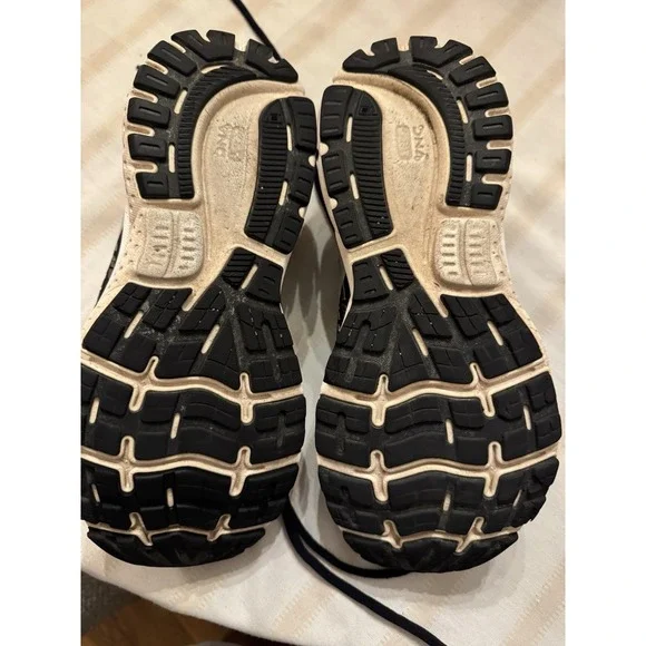 Brooks Ghost 13 Shoes Women Size 9.5 Running Shoes Black Sneakers - Picture 6 of 7
